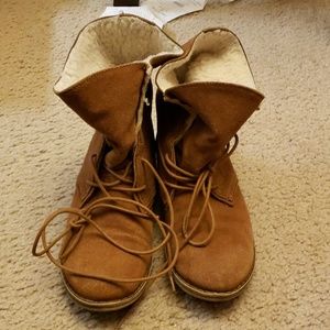 Brown Lace-Ups